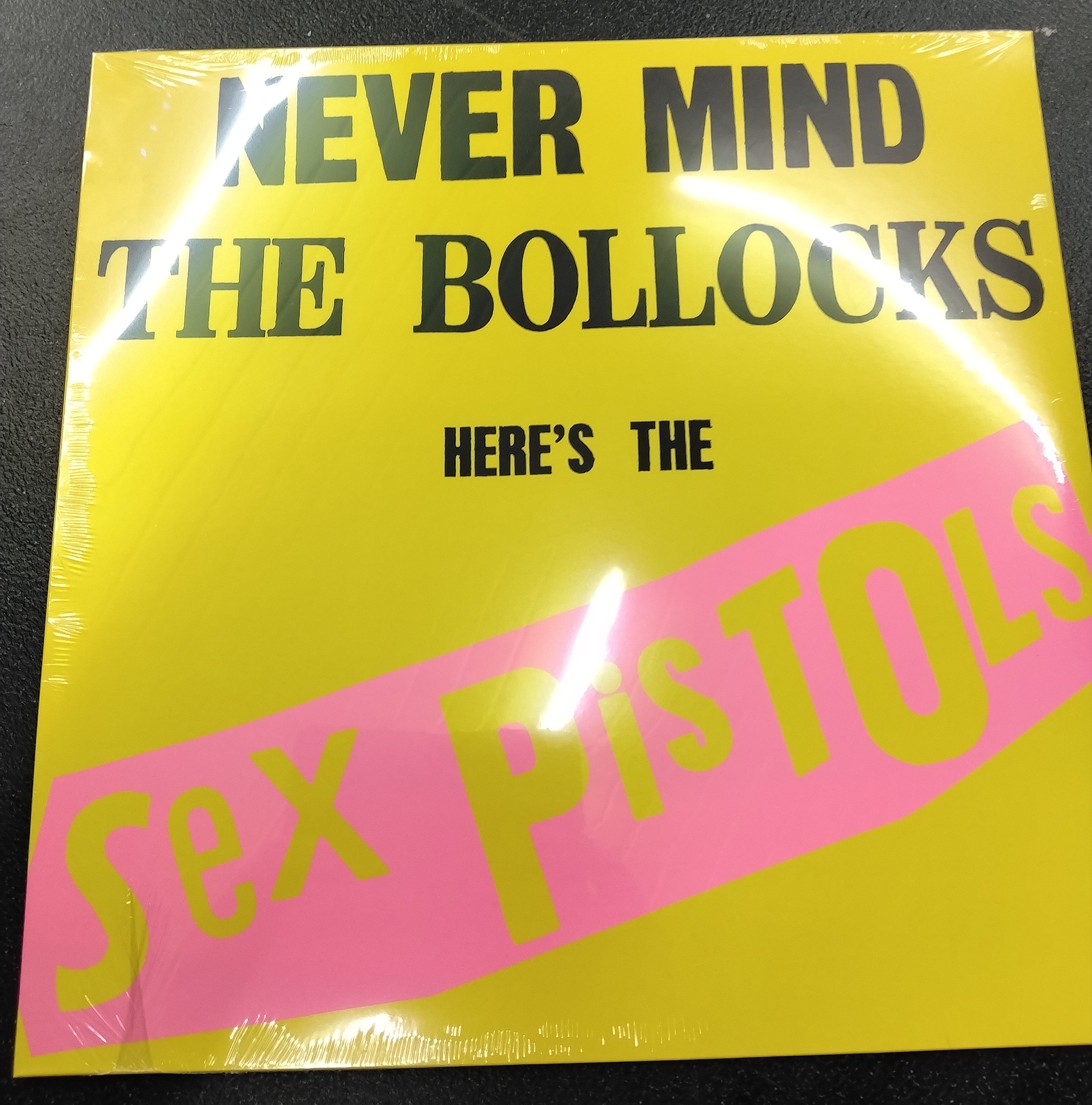 Sex Pistols- Never mind the bollocks heres the sex pistols